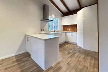 17 Hookway Grove, Paraparaumu