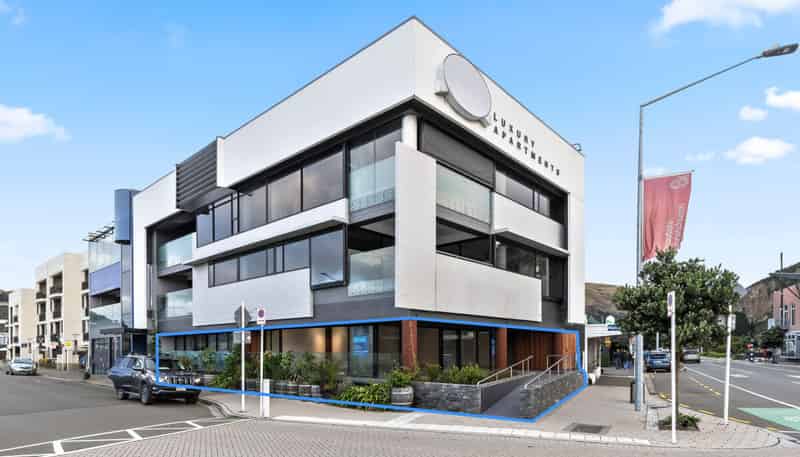 1 Wakefield Avenue , Sumner