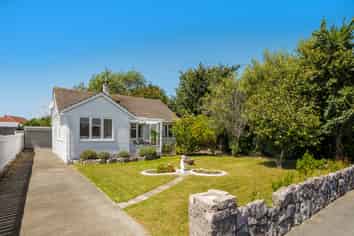 60 Hutcheson Street, Mayfield