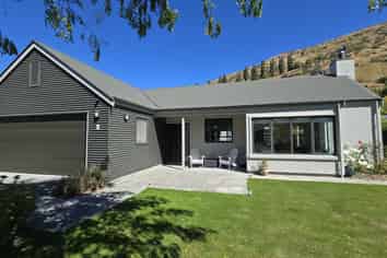 3 Bramshill Drive, Lower Shotover