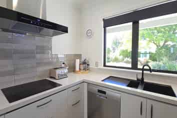 3 Bramshill Drive, Lower Shotover