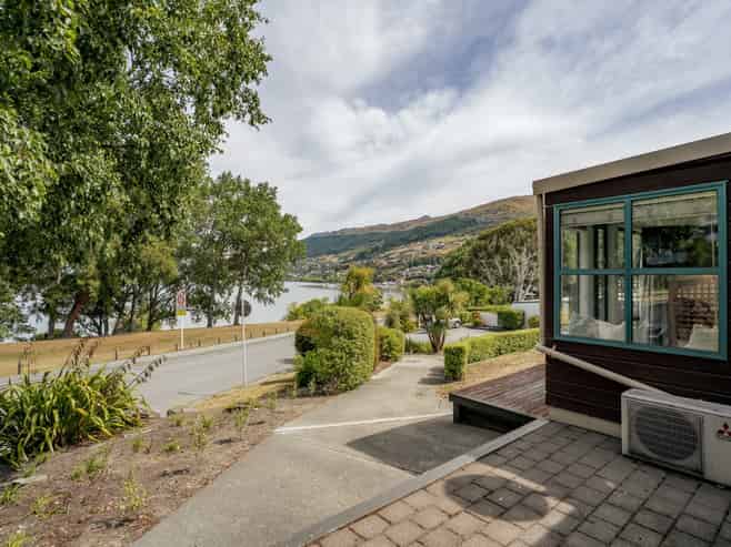 69-70/4 Lake Avenue, Frankton