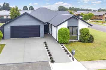 7 Rosamond Way, Rolleston