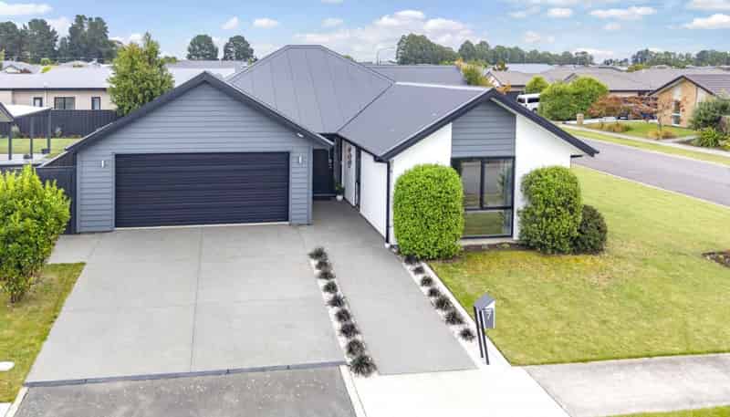 7 Rosamond Way, Rolleston