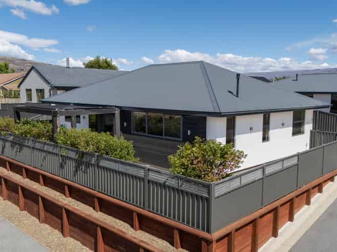 12 Waenga Drive, Cromwell