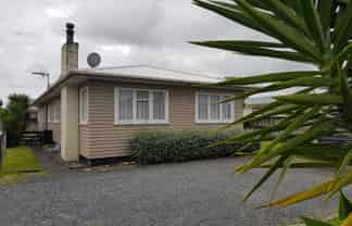 1/174 Old Wairoa Road, Papakura