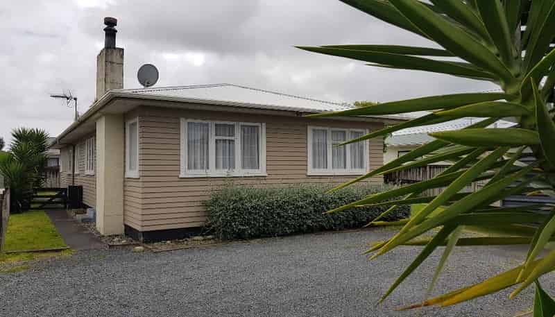 1/174 Old Wairoa Road, Papakura