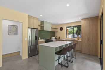 94 Eliot Street, New Plymouth