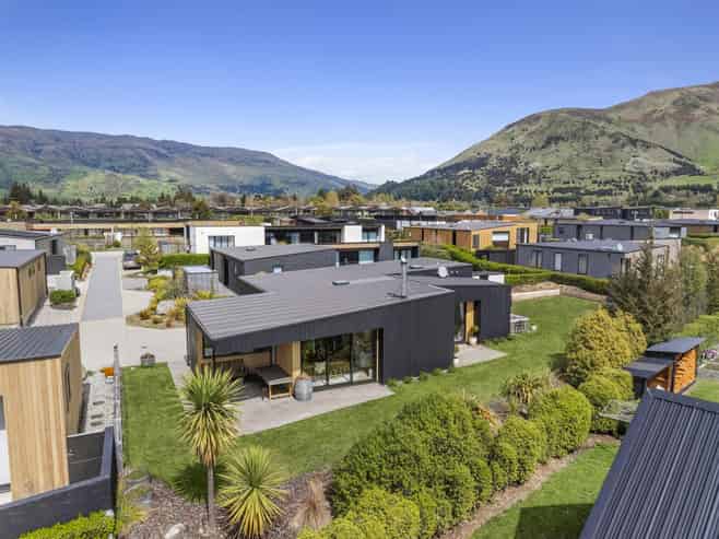 26 Stackbrae Avenue, Wanaka
