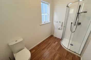 Standalone Character by Victoria Park