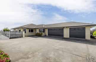 38 Karamea Street, Whalers Gate