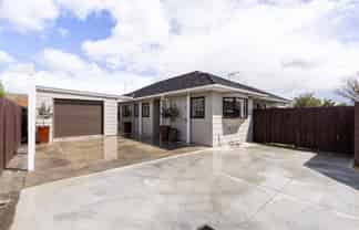 64A Vogel Street, Roslyn