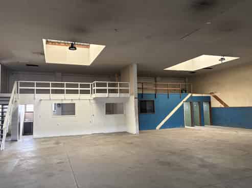 Versatile, Industrial, East side location