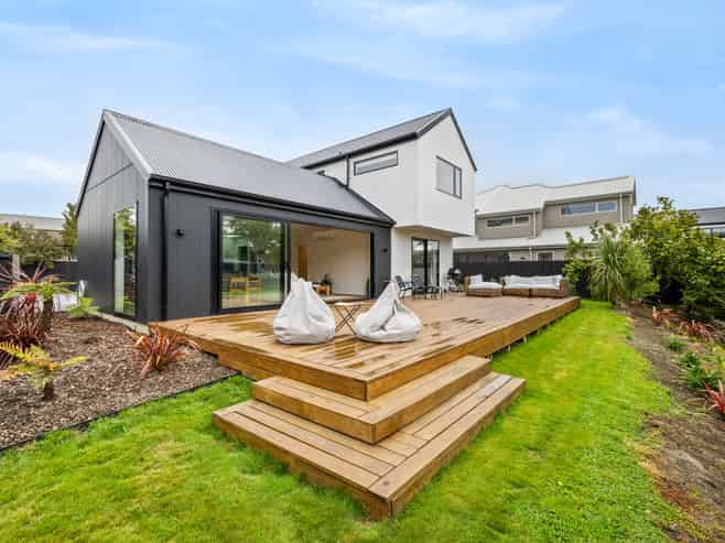 11 Ketton Place, Saint Albans