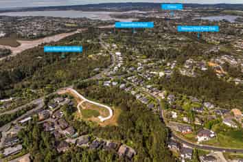 9 Koru Lane, Greenhithe