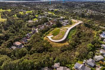 9 Koru Lane, Greenhithe