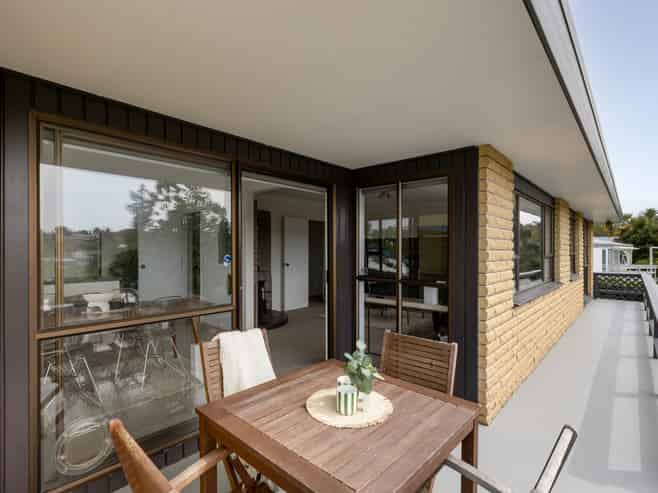 73 Sutherland Road, Brookfield