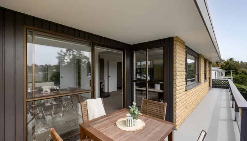 73 Sutherland Road, Brookfield