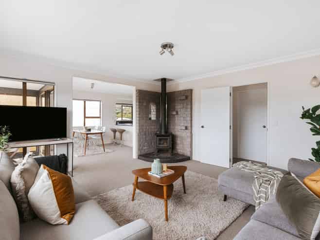 73 Sutherland Road, Brookfield