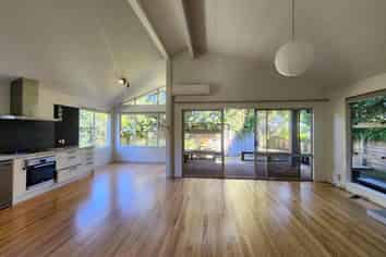 49 Pitcairn Street, Oakura