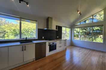 49 Pitcairn Street, Oakura