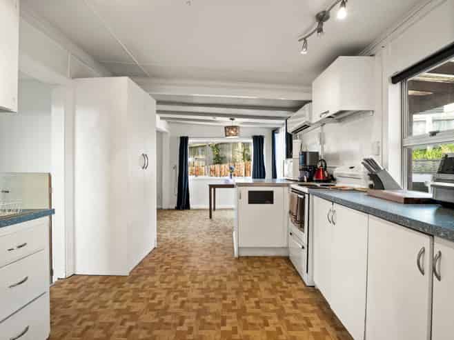 12 Kirkland Street, Green Island