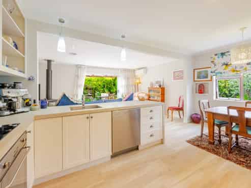 2 Nicholas Street, Taradale