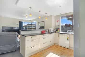 9 Ledger Close, Richmond