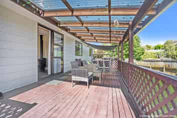 9 Ledger Close, Richmond