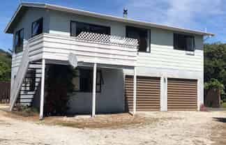 10 Huia Street, Picton