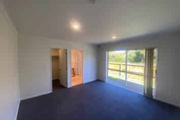 29 Glenveagh Park Drive, Manurewa