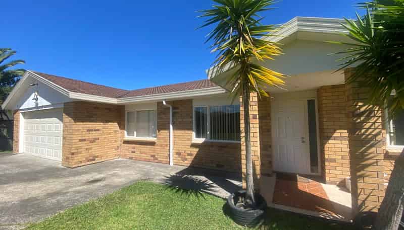 29 Glenveagh Park Drive, Manurewa