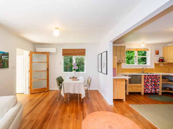 66 Tilley Road, Paekakariki