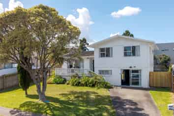 26 Reelick Avenue, Pakuranga Heights
