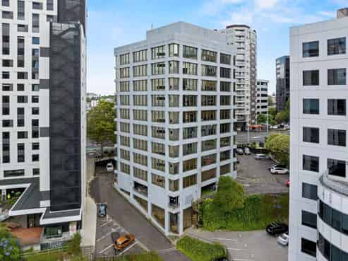 STRATEGIC CBD OFFICE INVESTMENT WITH UPSIDE
