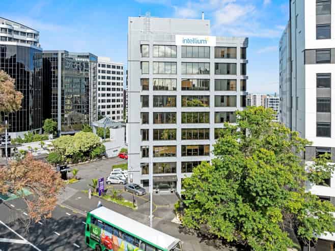 STRATEGIC CBD OFFICE INVESTMENT WITH UPSIDE
