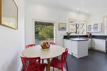 7 Vera Street, Karori