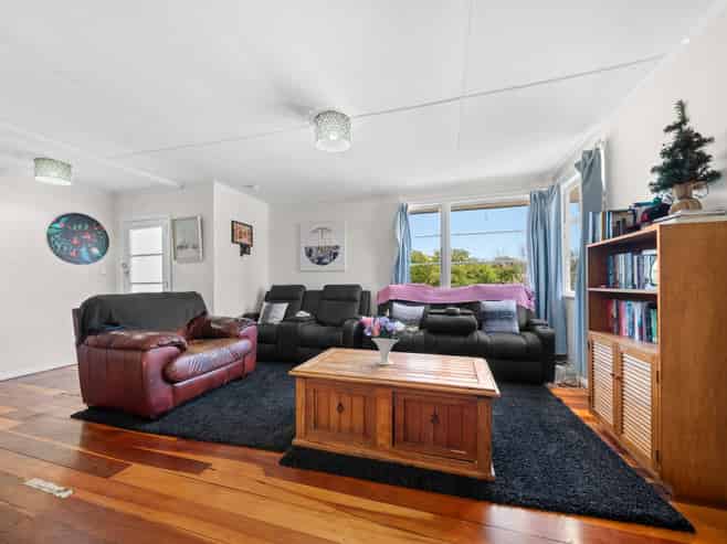 91 Oxford Street, Lansdowne