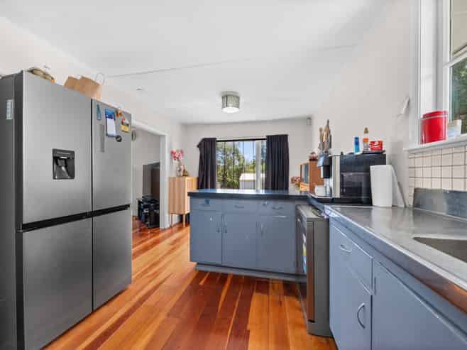 91 Oxford Street, Lansdowne