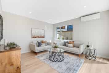 13A Liam Place, Half Moon Bay