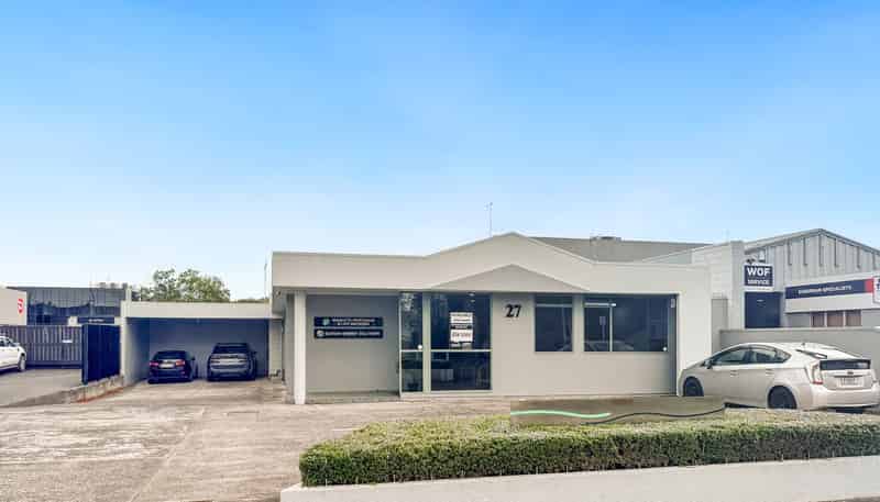 27 Harwood Street Central, Hamilton Central