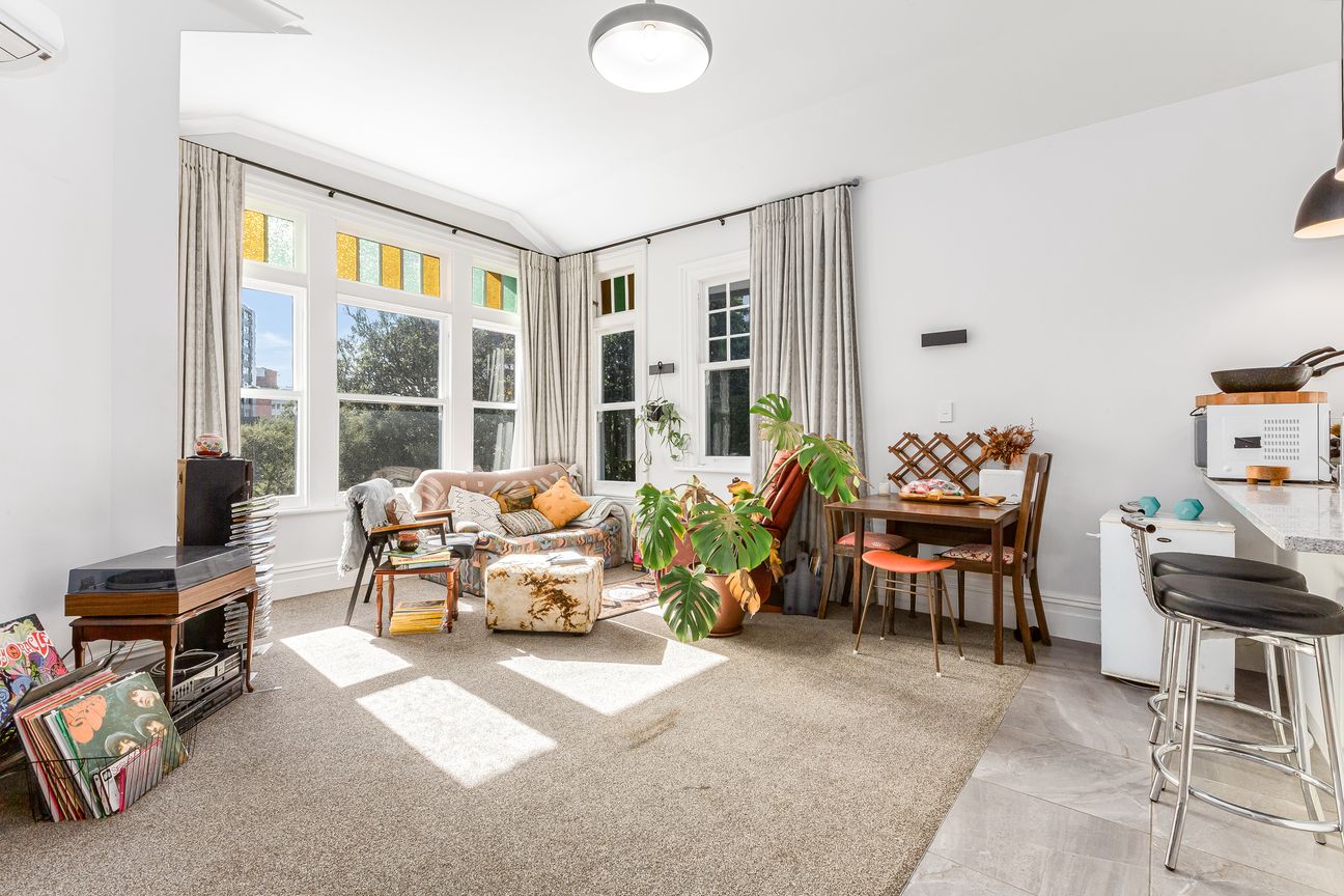HOME & INCOME | KELBURN 3 FLAT INVESTMENT - Vista 5