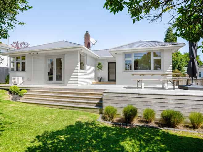 23 Mitcham Avenue, Forest Lake