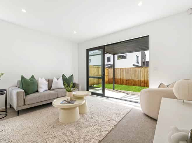 49 Nga Pona Toru Road, Flat Bush