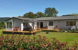 878 Te Kopia Road, Waikite Valley