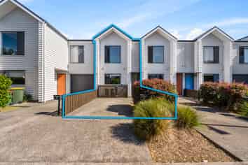 65 Glidepath Road, Hobsonville