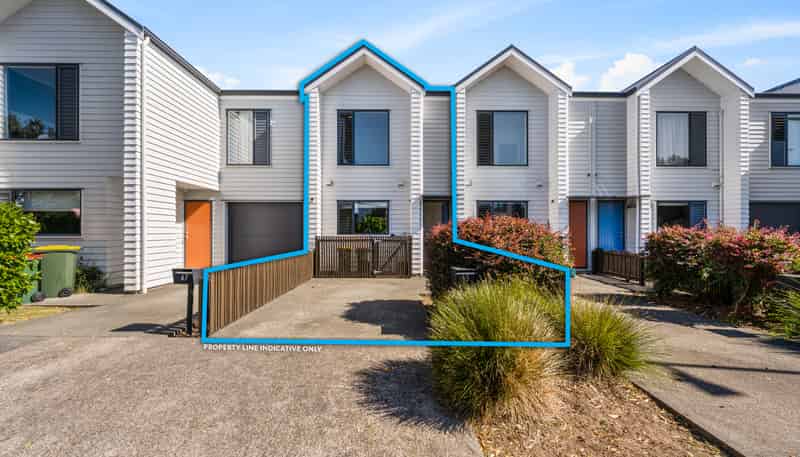 65 Glidepath Road, Hobsonville