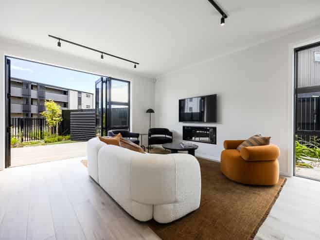 1-9 Yozin Road, Swanson