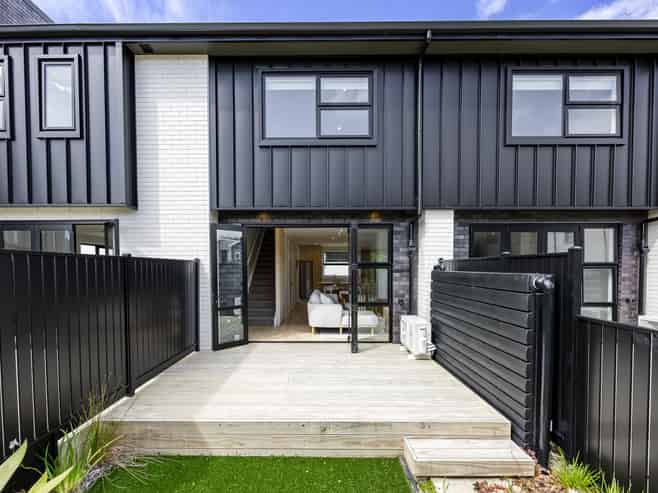 1-9 Yozin Road, Swanson