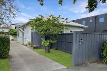 16 Edgeware Road, Saint Albans